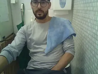 HS-hotsmile — Stripchat stream photo (Mar 2026)