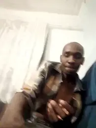 Dibobo4 — Stripchat stream photo (Apr 2026)