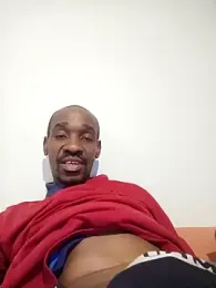 Dibobo4 — Stripchat stream photo (May 2025)