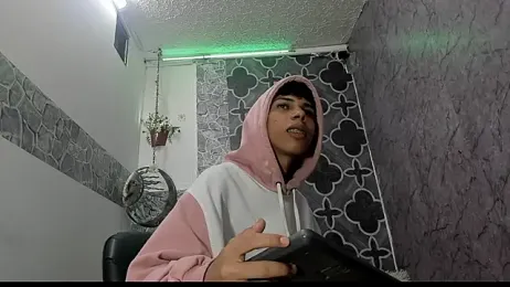 sexyboys_cutex18 — вебкам-модель онлайн на stripchat