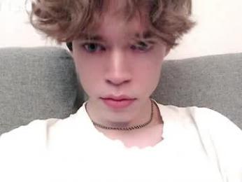 pawclaw — Chaturbate stream photo (Aug 2026)