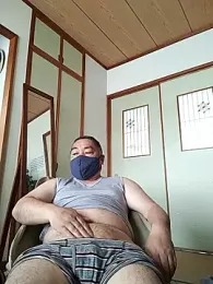 xe3pss — вебкам-модель онлайн на stripchat