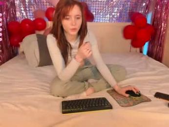 miss_redfox — Chaturbate stream photo (Feb 2023)