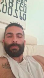 Alessio90italy — вебкам-модель онлайн на cam4