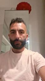 Alessio90italy — вебкам-модель онлайн на cam4