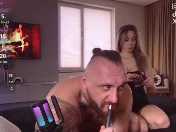 NIKI7377 — вебкам-модель онлайн на bongacams