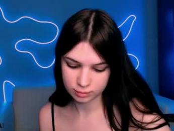 kylie_angel3 — вебкам-модель онлайн на chaturbate