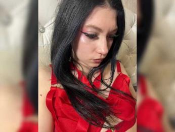 LuckyStar — вебкам-модель онлайн на bongacams