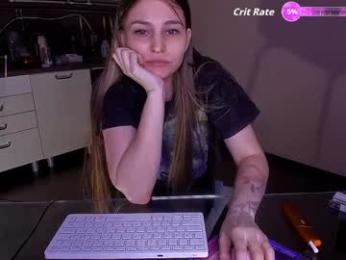 queenafina — вебкам-модель онлайн на chaturbate