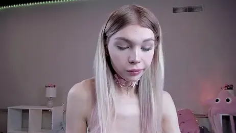 Blondy_Fina — вебкам-модель онлайн на stripchat