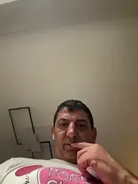 BULLBSX — Stripchat stream photo (Apr 2026)