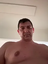 BULLBSX — Stripchat stream photo (Apr 2026)