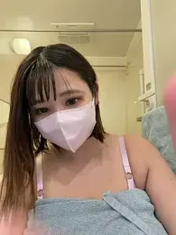 Megu_Melon — вебкам-модель онлайн на stripchat