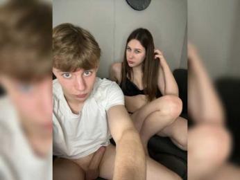6Kissme9 — вебкам-модель онлайн на bongacams
