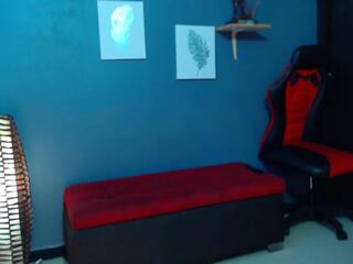 Acotas — вебкам-модель онлайн на flirt4free