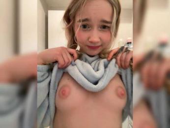 MimiMila — вебкам-модель онлайн на bongacams