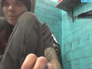 yoursl4ve — вебкам-модель онлайн на camsoda