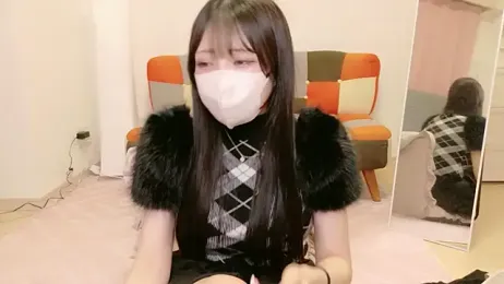 yuinachan_v — вебкам-модель онлайн на stripchat