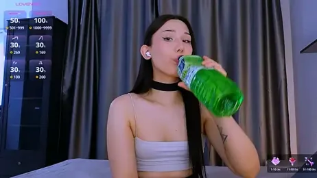 Kaia_Sunshine_Mia — вебкам-модель онлайн на stripchat