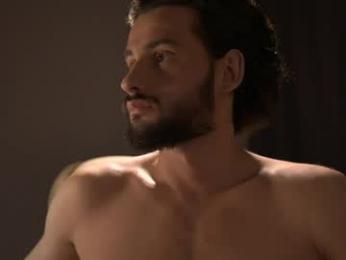 double_luckystrike — вебкам-модель онлайн на chaturbate