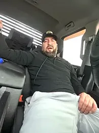 Beardedtattood — Stripchat stream photo (Mar 2026)