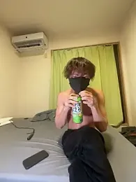 UKI06 — Stripchat stream photo (Mar 2026)