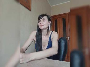 Hellenalonenochka — Bongacams stream photo (Apr 2026)