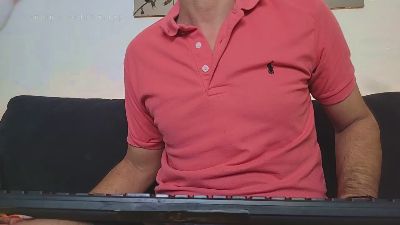 chavarez1981 — Cam4 stream photo (Aug 2026)