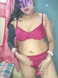 komal8399 — Stripchat stream photo (Nov 2024)