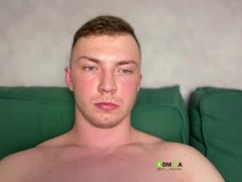 eva_iron — вебкам-модель онлайн на chaturbate