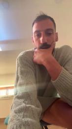 Yoquese233 — вебкам-модель онлайн на cam4