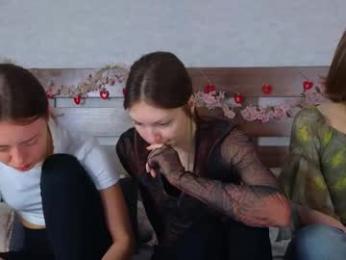 nelliewaters — Chaturbate stream photo (Jul 2025)