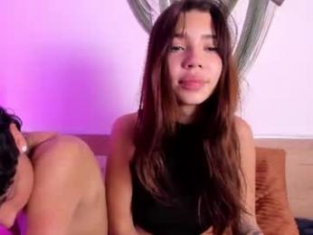 sky_n_zayn — вебкам-модель онлайн на chaturbate