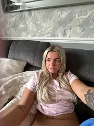 Irish_BarbieMilfx — Stripchat stream photo (May 2026)
