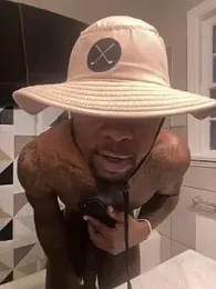 MidwestMandingo9 — вебкам-модель онлайн на stripchat