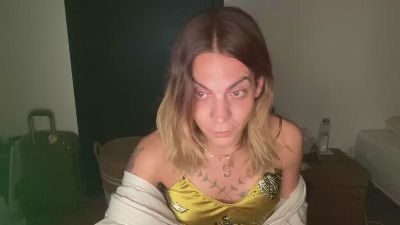 Sophiaat40 — вебкам-модель онлайн на cam4