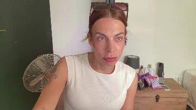 Sophiaat40 — вебкам-модель онлайн на cam4