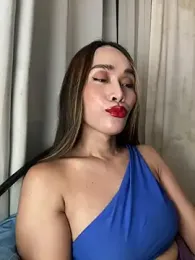 RomanticPearlTS — Stripchat stream photo (Apr 2026)