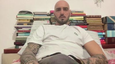 alessandromori9 — вебкам-модель онлайн на cam4