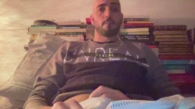 alessandromori9 — вебкам-модель онлайн на cam4