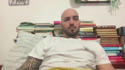 alessandromori9 — вебкам-модель онлайн на cam4