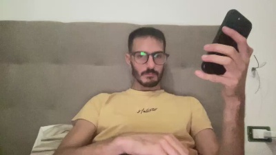 Marchinopisello — вебкам-модель онлайн на cam4
