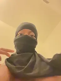 Bella_Binta — Stripchat stream photo (Jul 2025)