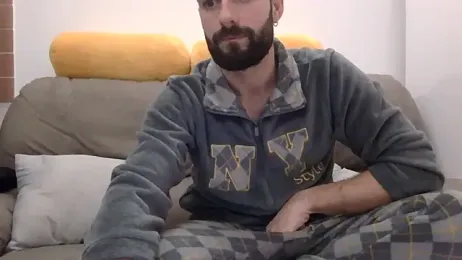 Amicisegreti — вебкам-модель онлайн на stripchat