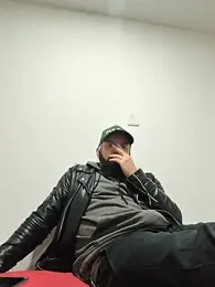 erikthor — Stripchat stream photo (May 2026)