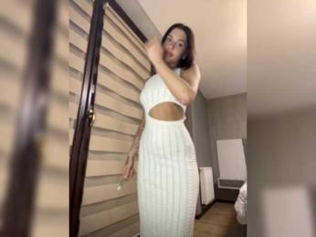 BabyDarii — вебкам-модель онлайн на bongacams