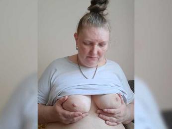 Monroqueen — вебкам-модель онлайн на bongacams