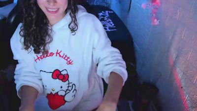 MartesBratty — вебкам-модель онлайн на cam4