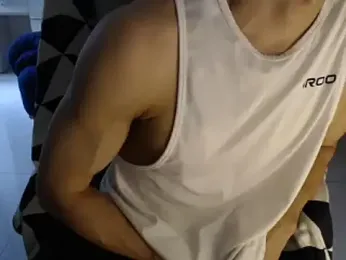 Kent6828 — вебкам-модель онлайн на stripchat