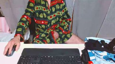 hucho40 — вебкам-модель онлайн на cam4